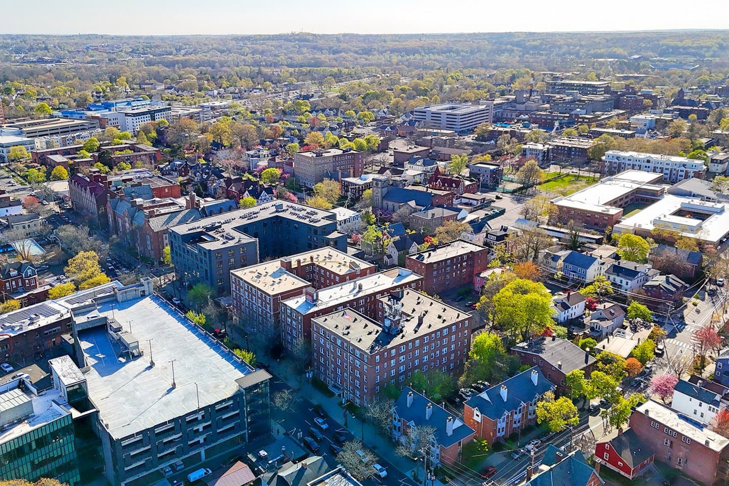 Exterior-12-Howe-Place-New-Haven-CT-4