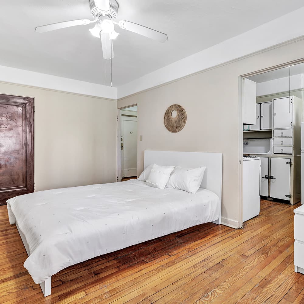 Model-Bedroom-01-Howe-Place-New-Haven-CT-4