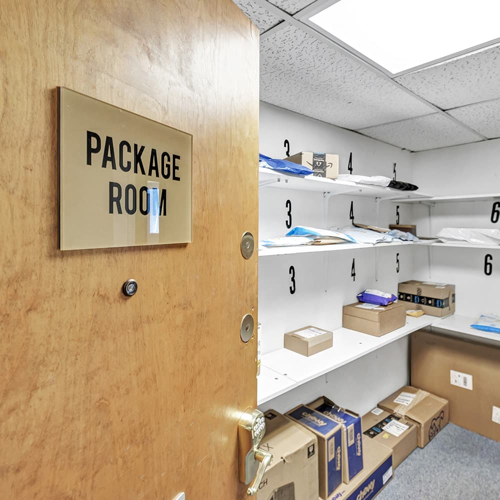 Package-Room-02-Howe-Place-New-Haven-CT-4